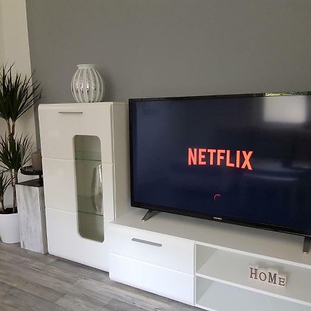 מולהיים אן דר רור Ferienwohnung Saturn מראה חיצוני תמונה