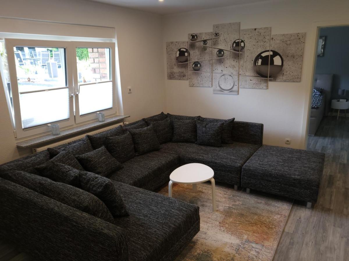 מולהיים אן דר רור Ferienwohnung Saturn מראה חיצוני תמונה